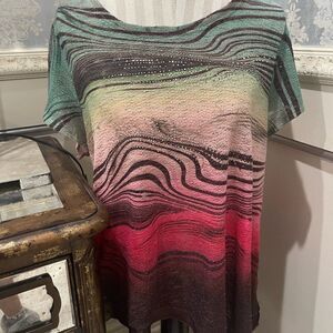 COOL TOP with Marblized colorful Design!